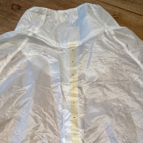 Lululemon Run With It Jacket, Size Medium, WHITE - Picture 9 of 11